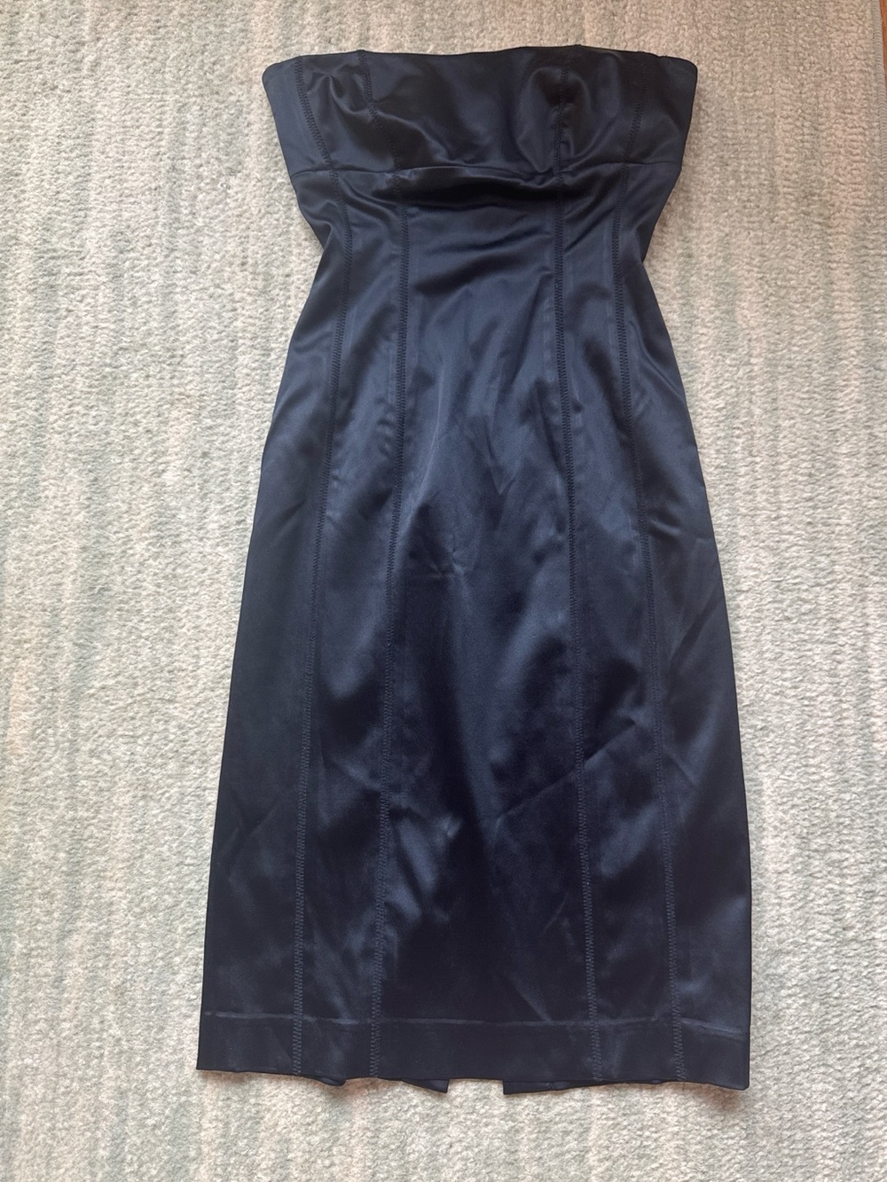 Bebe vintage strapless midi dress with slit
